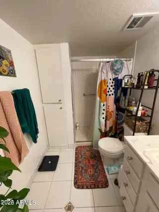 Photo #2: 6893817 Listing
