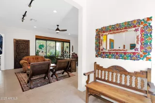 Photo #4: 6894138 Listing 