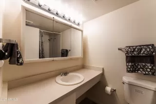 Photo #4: 6894220 Listing