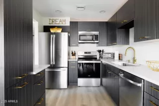 More Details about MLS # 6894249 : 2959 N 68TH PLACE#211