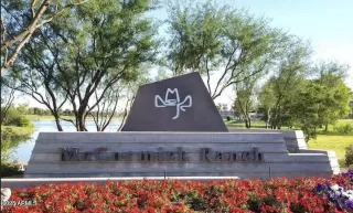 Photo #3: 6894295 Listing