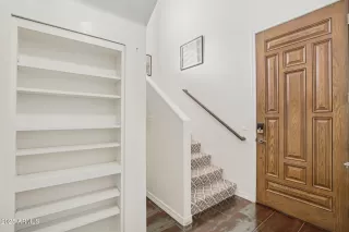 Photo #4: 6894413 Listing 