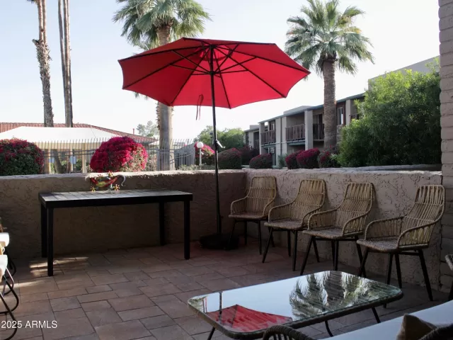 MLS: 6894457 Condo For Sale