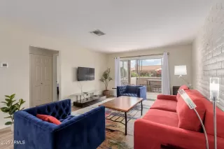 Photo #3: 6894457 Listing 