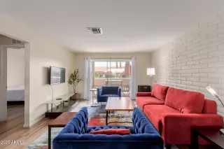 Photo #6: 6894457 Listing 