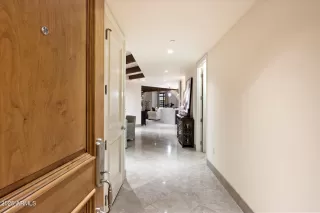 Photo #2: 6894535 Listing