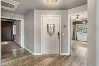 Photo #2: 6894543 Listing