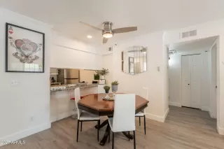 Photo #2: 6894699 Listing