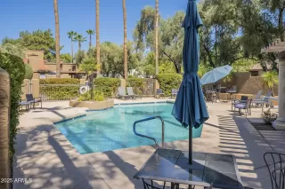 Photo #2: 6894711 Listing