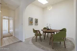 Photo #6: 6894711 Listing