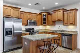 Photo #2: 6894772 Listing