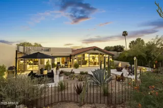 Photo #1: 6894792 Listing 