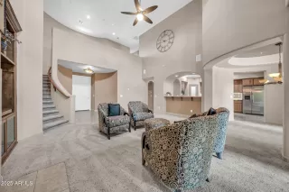 Photo #5: 6895120 Listing