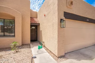 Photo #3: 6895131 Listing