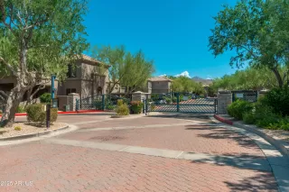 Photo #1: 6895203 Listing