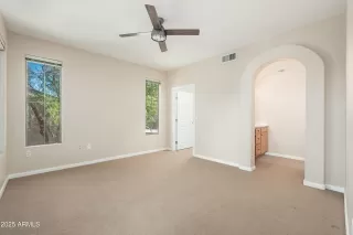 Photo #5: 6895203 Listing