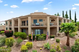 Photo #4: 6895318 Listing