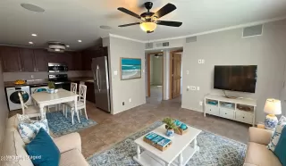 Photo #1: 6895374 Listing