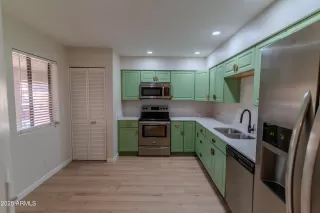 Photo #2: 6895575 Listing 