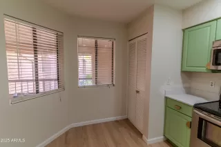 Photo #6: 6895575 Listing 