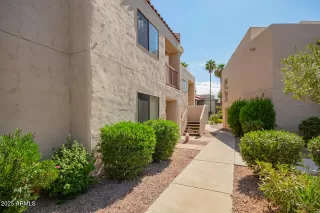 Photo #1: 6895951 Listing