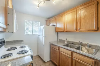 Photo #6: 6896140 Listing