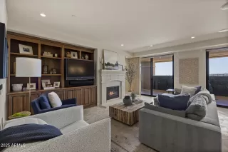 Photo #1: 6896167 Listing