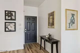 Photo #5: 6896387 Listing 