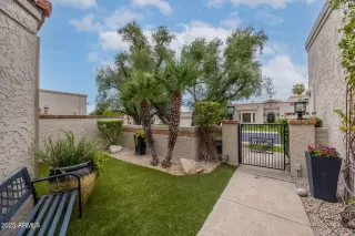 Photo #3: 6896422 Listing