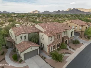 Photo #2: 6896433 Listing