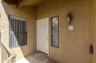 Photo #4: 6896996 Listing