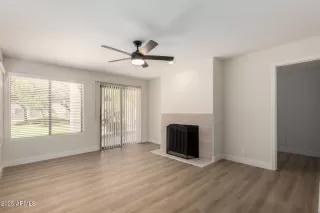 Photo #2: 6897317 Listing
