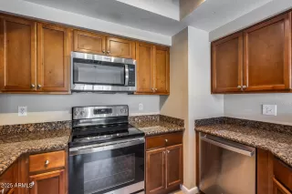 Photo #5: 6897438 Listing 