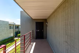 Photo #5: 6897574 Listing