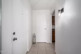 Photo #6: 6897574 Listing