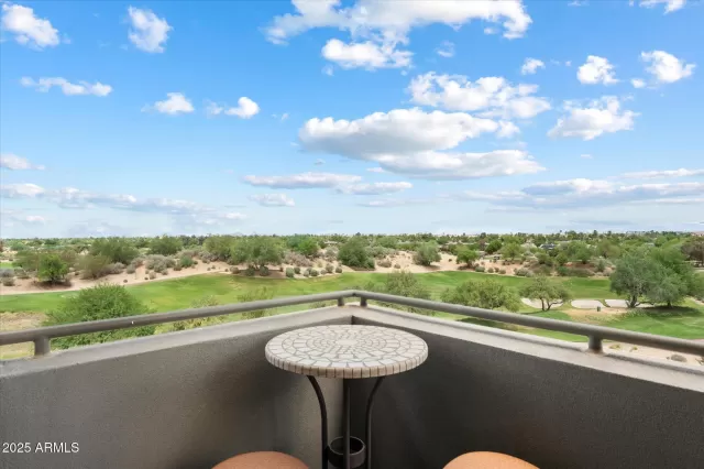 MLS: 6897863 Condo For Sale