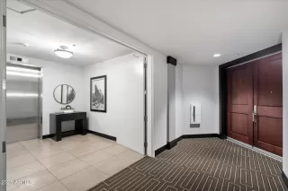 Photo #2: 6897863 Listing 