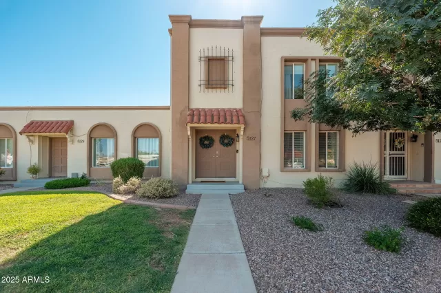 MLS: 6898023 Condo For Sale