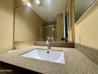 Photo #6: 6898340 Listing 