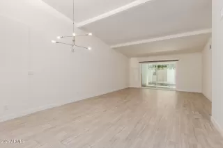 Photo #3: 6899104 Listing 