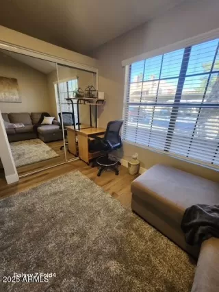 Photo #6: 6899237 Listing