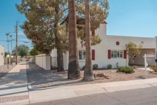 Photo #2: 6899260 Listing 