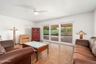 Photo #4: 6899260 Listing 