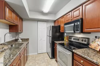 Photo #5: 6899368 Listing 