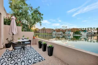 Photo #2: 6899412 Listing 