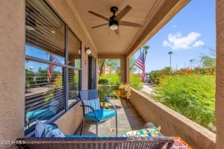 Photo #4: 6899426 Listing