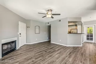 Photo #5: 6899563 Listing