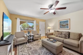 Photo #4: 6899785 Listing 