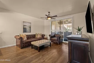 Photo #3: 6899879 Listing 