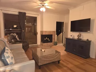 Photo #3: 6899903 Listing 